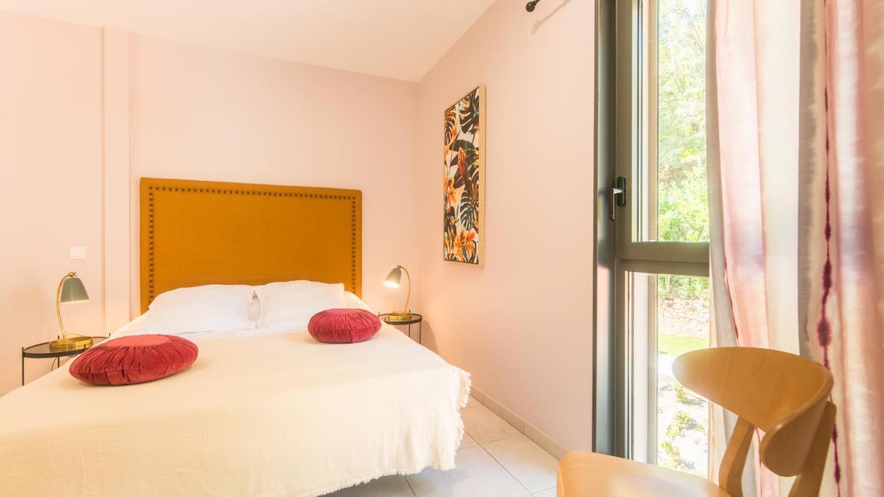"Le Soleil Levant" Avec Balcon Et Parking Prive, 2 Adultes Et 1 Enfant Sarlat-la-Canéda Exteriér fotografie
